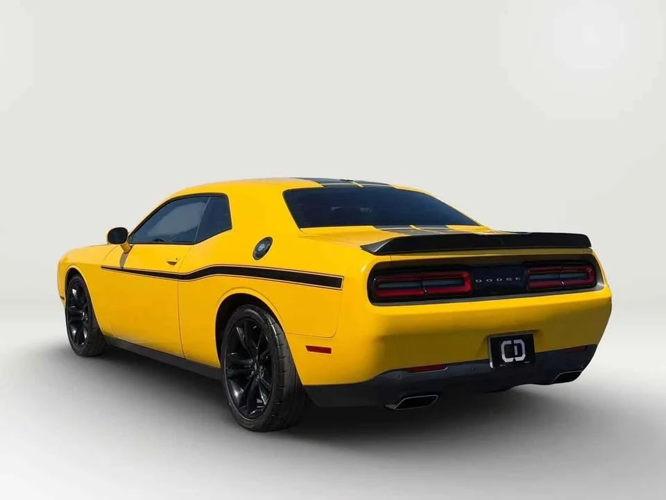2017 Dodge Challenger 3rd Gen - Image 4 of 10