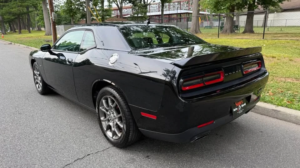 2017 Dodge Challenger 3rd Gen - Image 7 of 20