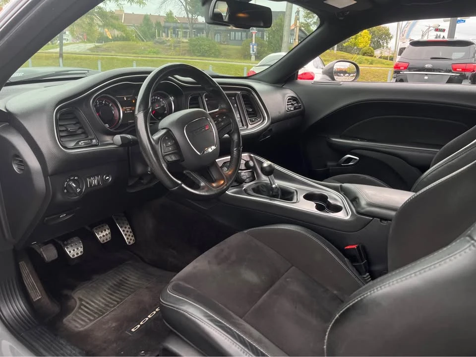 2017 Dodge Challenger 3rd Gen - Image 6 of 8