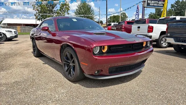 2017 Dodge Challenger SXT