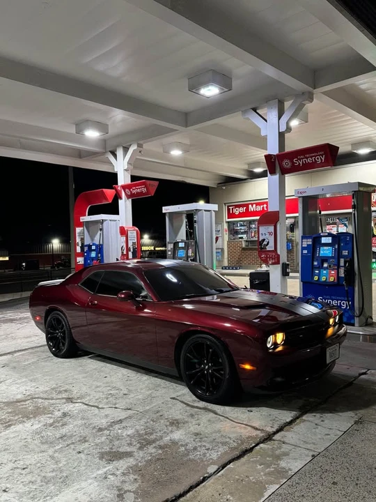 2017 Dodge Challenger 3rd Gen - Image 7 of 9