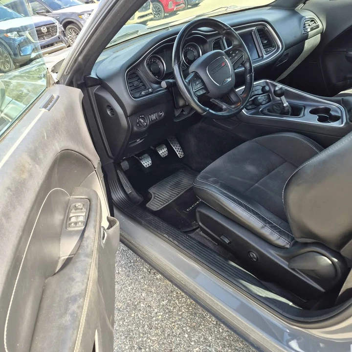 2017 Dodge Challenger 3rd Gen - Image 10 of 19