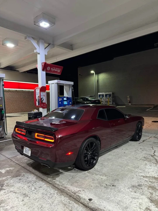 2017 Dodge Challenger 3rd Gen - Image 6 of 9