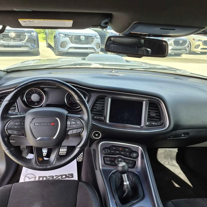 2017 Dodge Challenger 3rd Gen - Image 16 of 19