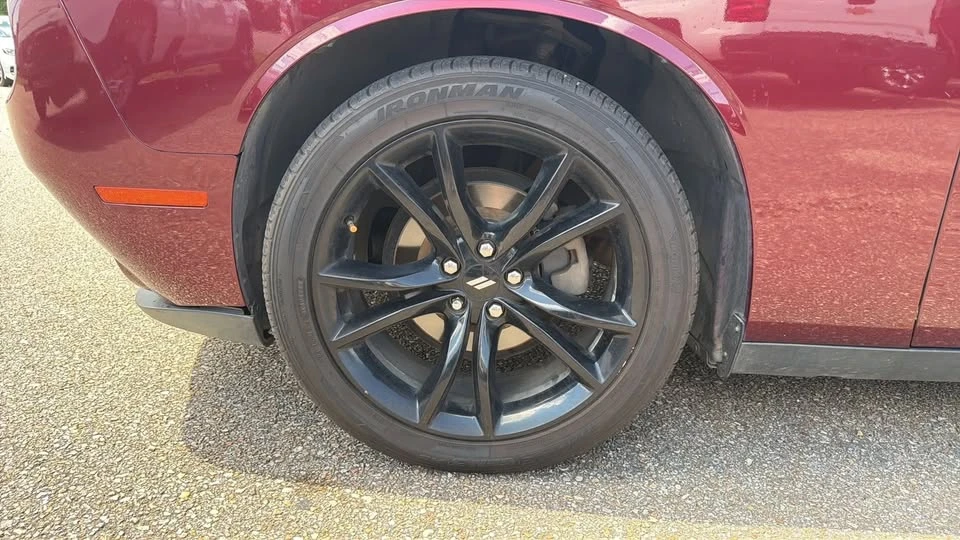 2017 Dodge Challenger 3rd Gen - Image 14 of 15