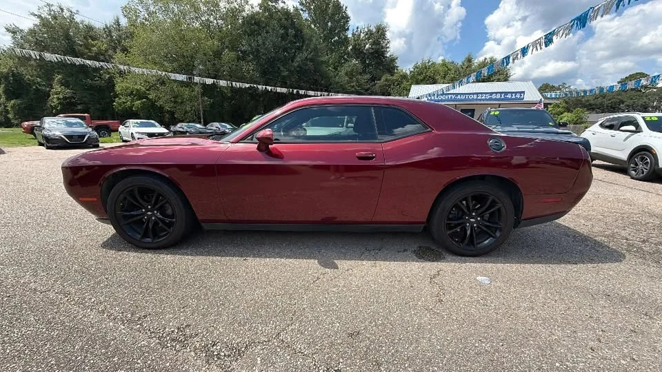 2017 Dodge Challenger 3rd Gen - Image 5 of 15