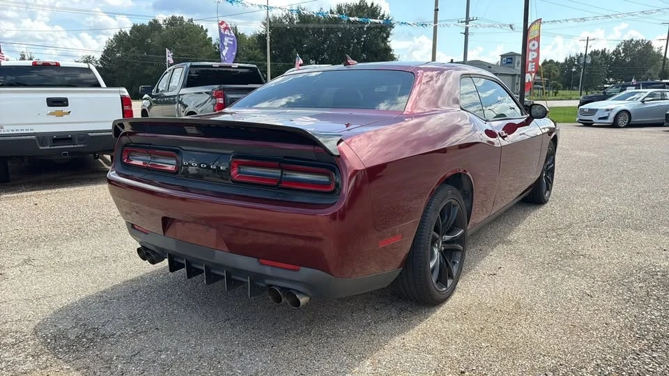 2017 Dodge Challenger 3rd Gen - Image 9 of 15