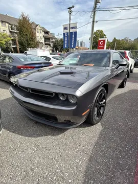 2017 Dodge Challenger SXT Plus