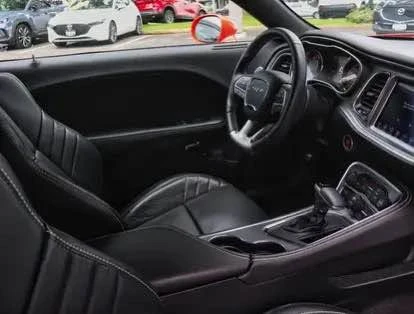 2017 Dodge Challenger 3rd Gen - Image 6 of 13