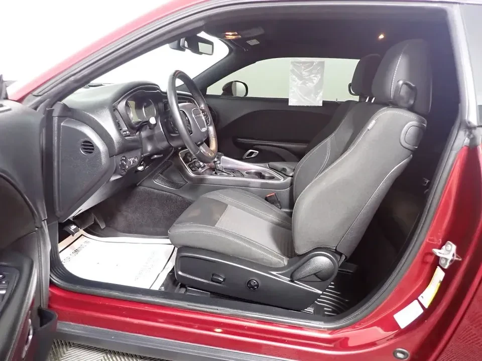2017 Dodge Challenger 3rd Gen - Image 3 of 7