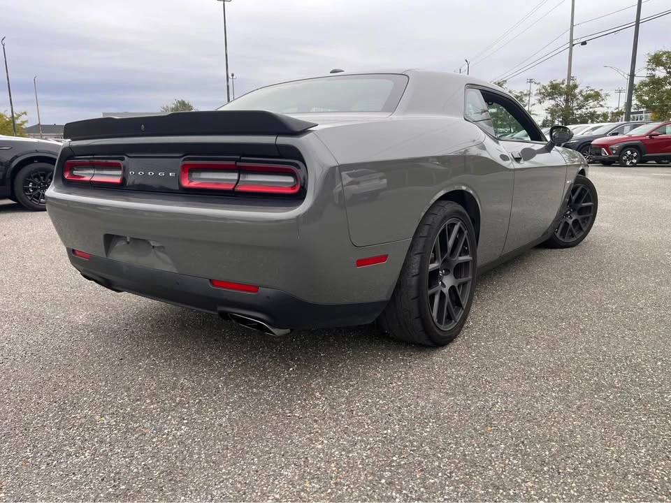 2017 Dodge Challenger 3rd Gen - Image 5 of 8
