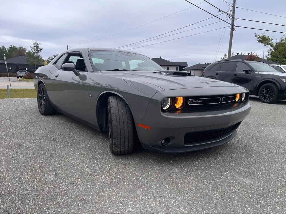 2017 Dodge Challenger 3rd Gen - Image 3 of 8