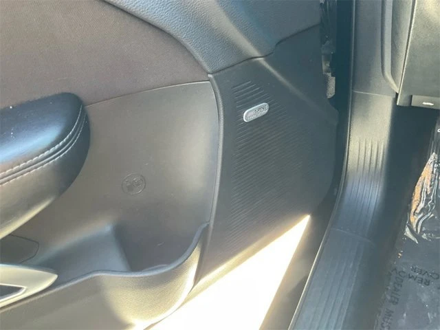 2017 Dodge Challenger 3rd Gen - Image 11 of 19