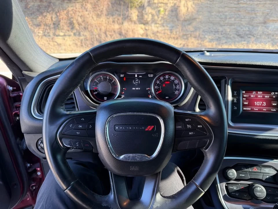 2017 Dodge Challenger 3rd Gen - Image 11 of 15