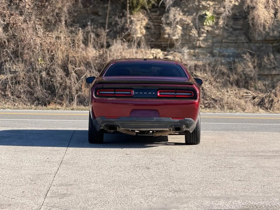 2017 Dodge Challenger 3rd Gen - Image 5 of 15