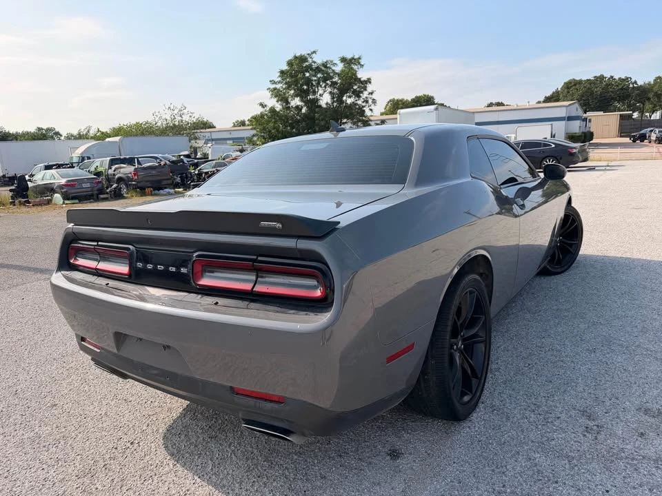 2017 Dodge Challenger 3rd Gen - Image 4 of 7