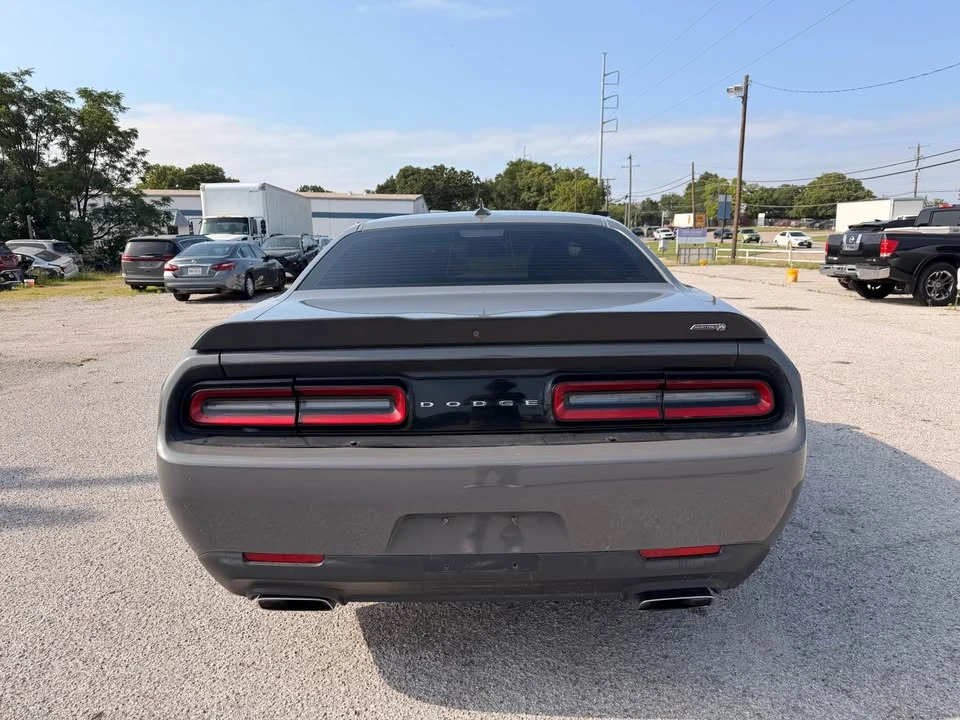 2017 Dodge Challenger 3rd Gen - Image 5 of 7