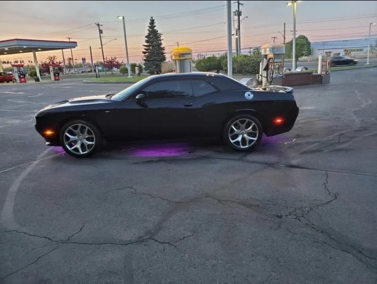 2017 Dodge Challenger 3rd Gen - Image 4 of 14