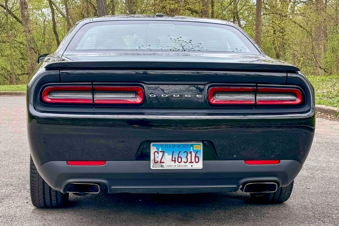 2017 Dodge Challenger 3rd Gen - Image 5 of 31