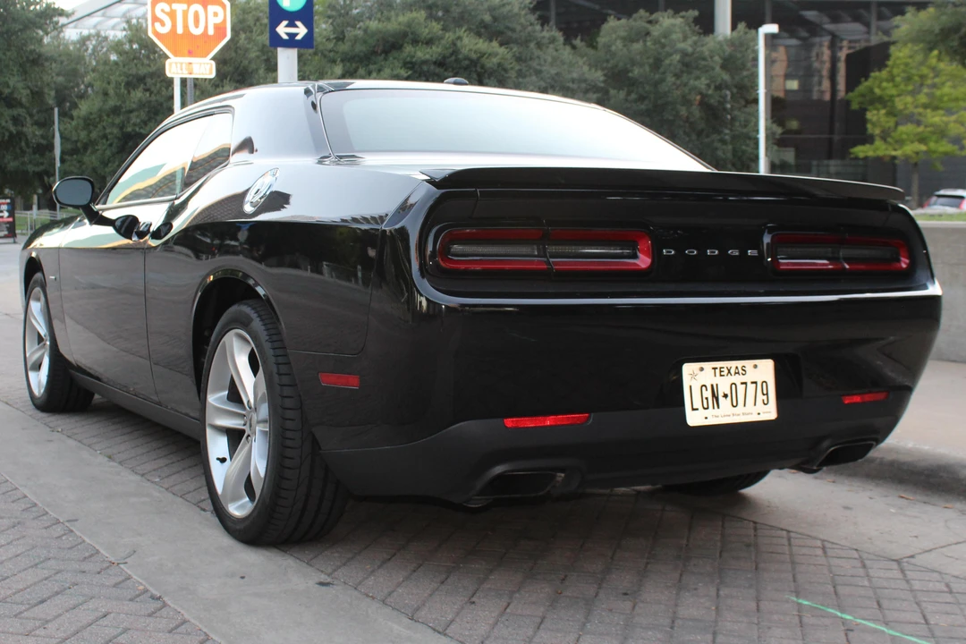 2017 Dodge Challenger 3rd Gen - Image 5 of 7