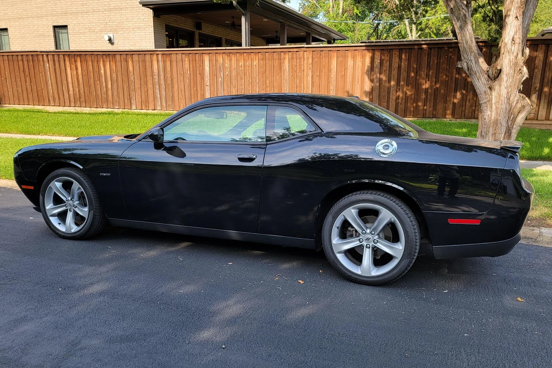 2017 Dodge Challenger 3rd Gen - Image 3 of 7