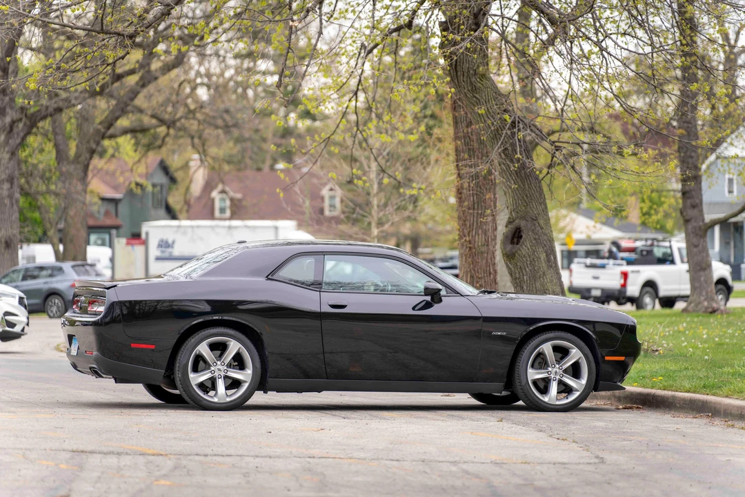 2017 Dodge Challenger 3rd Gen - Image 13 of 31