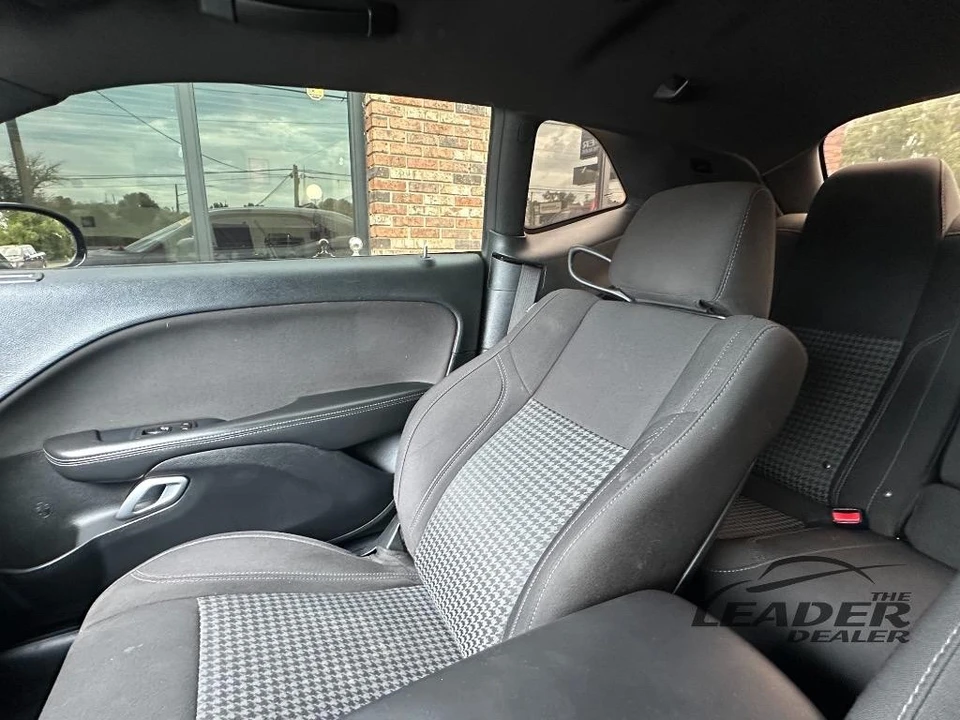 2017 Dodge Challenger 3rd Gen - Image 15 of 15