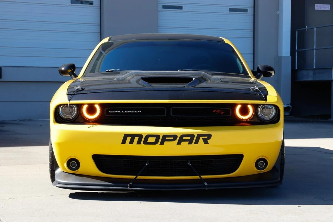 2017 Dodge Challenger 3rd Gen - Image 16 of 21