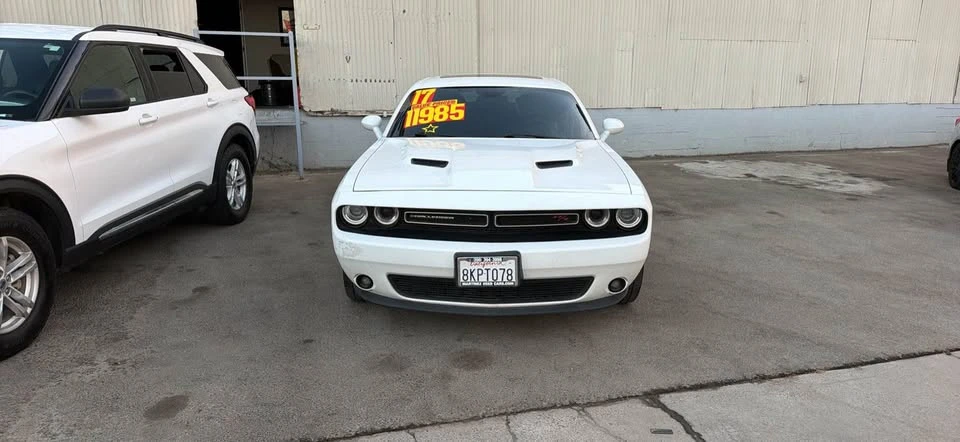 2017 Dodge Challenger 3rd Gen - Image 2 of 5