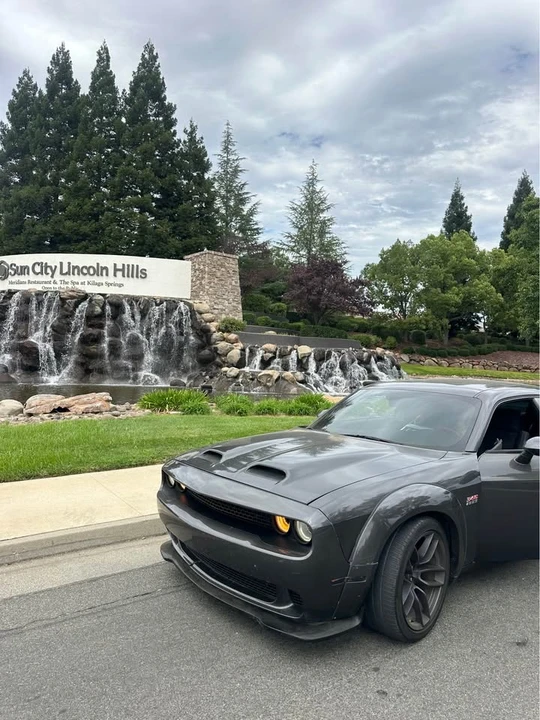 2017 Dodge Challenger 3rd Gen - Image 5 of 10