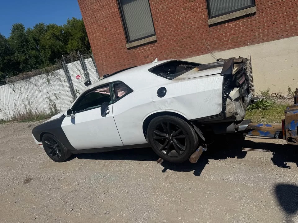 2017 Dodge Challenger 3rd Gen - Image 4 of 5