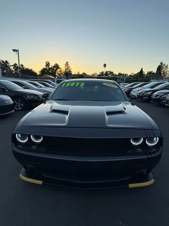 2017 Dodge Challenger 3rd Gen - Image 6 of 12