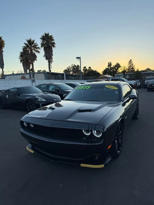 2017 Dodge Challenger 3rd Gen - Image 2 of 12