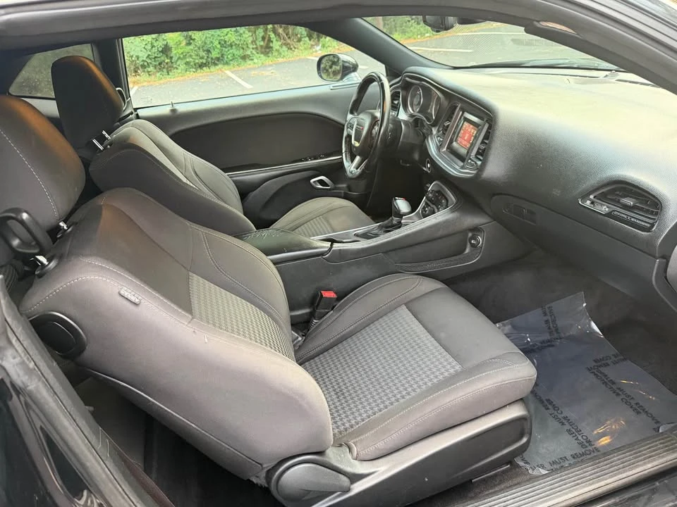 2017 Dodge Challenger 3rd Gen - Image 13 of 20