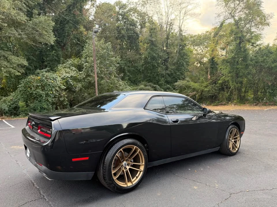 2017 Dodge Challenger 3rd Gen - Image 9 of 20