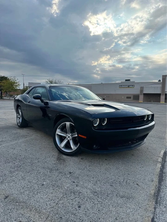 2017 Dodge Challenger 3rd Gen - Image 3 of 12
