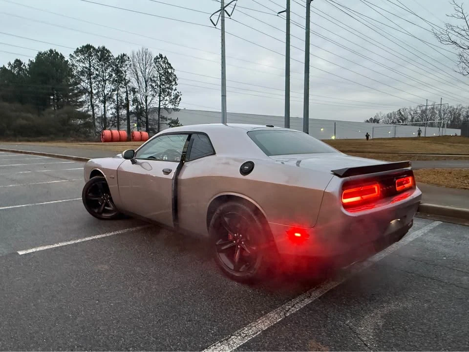 2017 Dodge Challenger 3rd Gen - Image 7 of 13