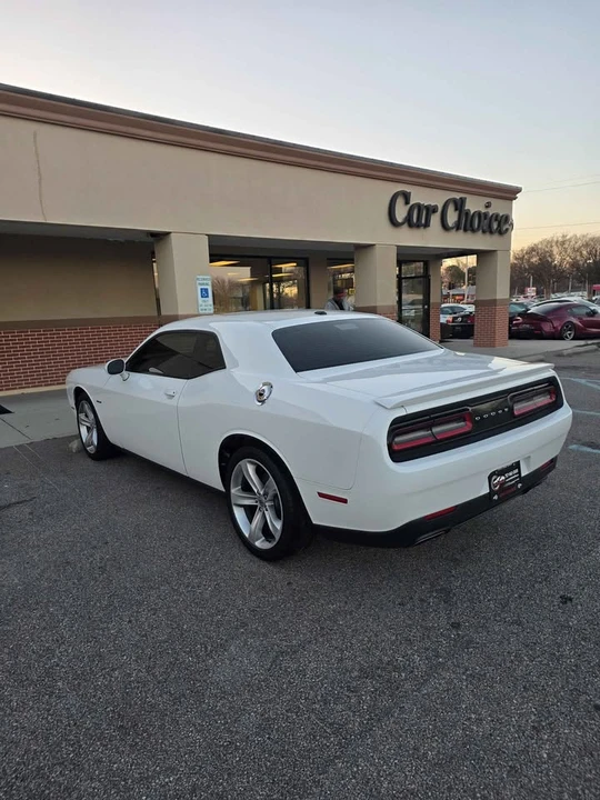 2017 Dodge Challenger 3rd Gen - Image 3 of 4