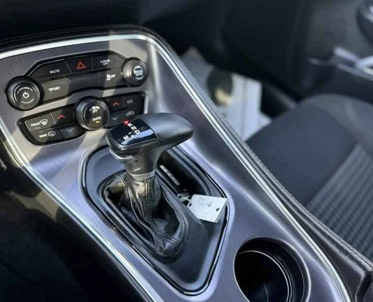 2017 Dodge Challenger 3rd Gen - Image 15 of 16