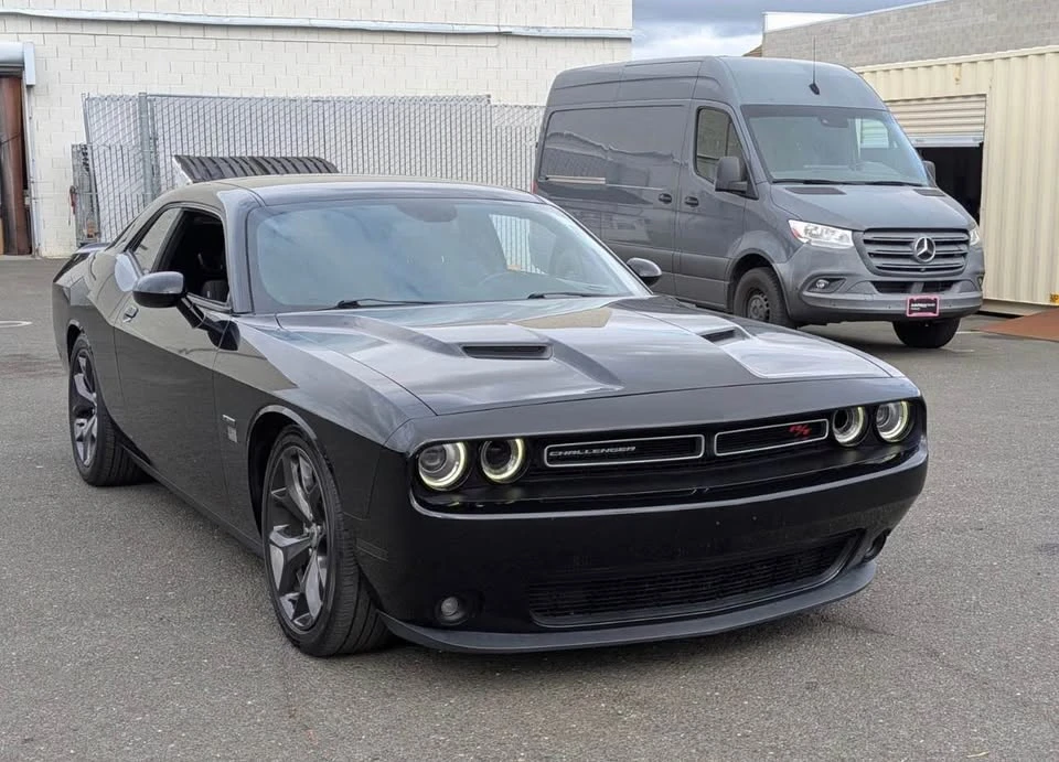 2017 Dodge Challenger 3rd Gen - Image 2 of 5