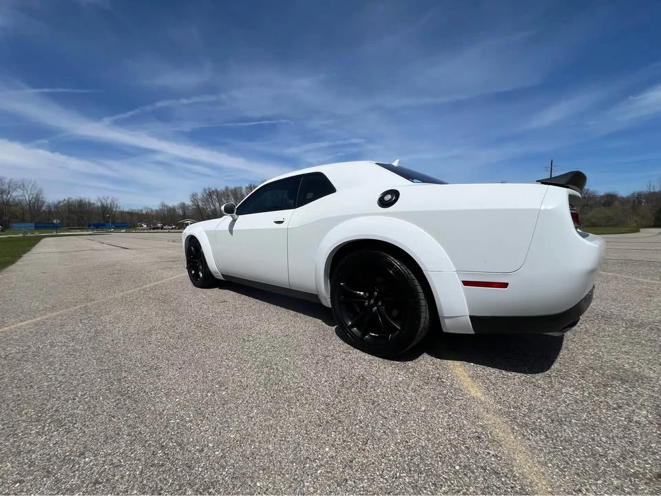 2017 Dodge Challenger 3rd Gen - Image 4 of 16