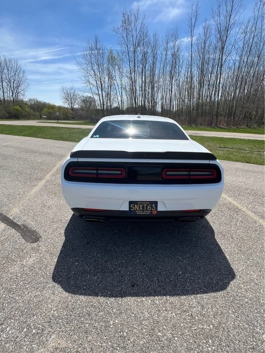 2017 Dodge Challenger 3rd Gen - Image 16 of 16