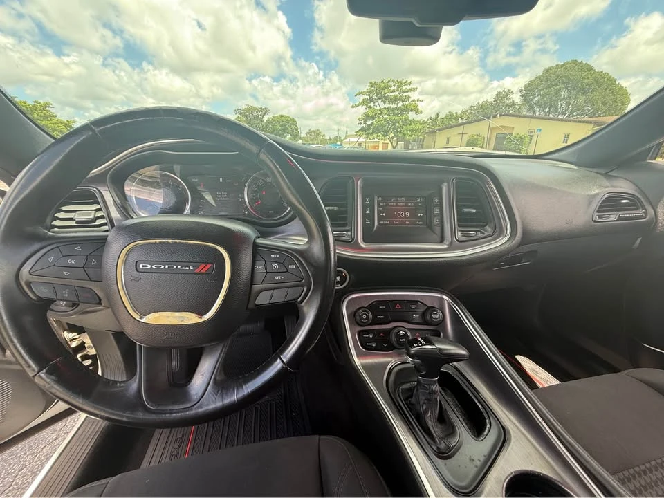 2017 Dodge Challenger 3rd Gen - Image 10 of 12