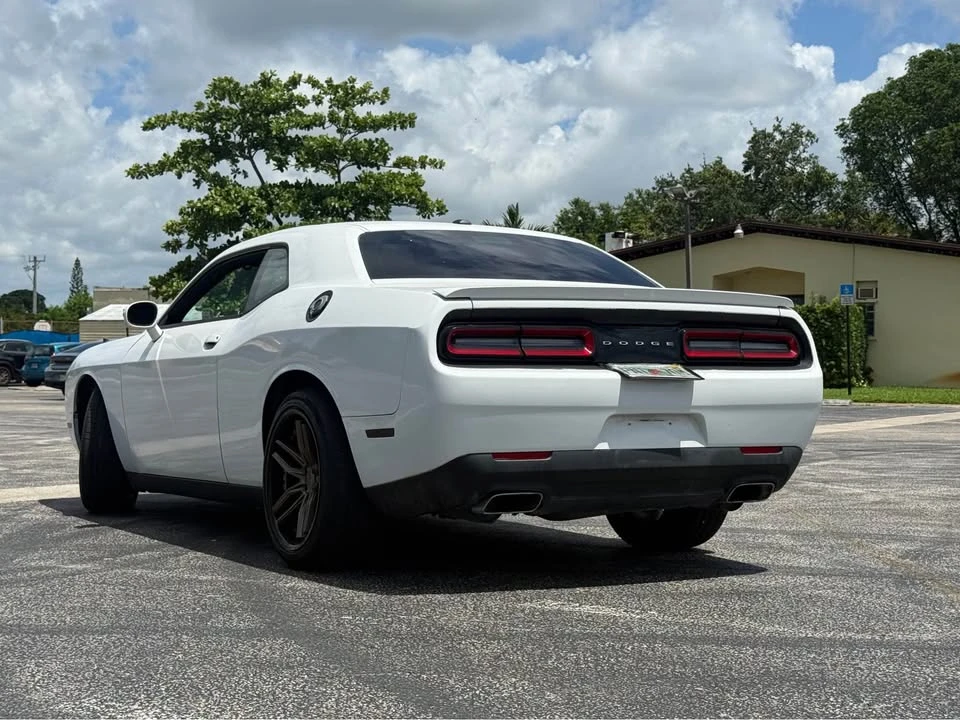 2017 Dodge Challenger 3rd Gen - Image 3 of 12