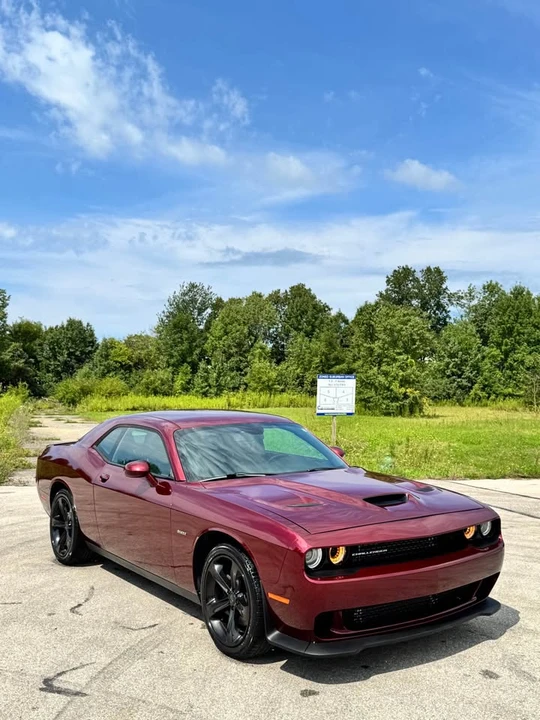 2017 Dodge Challenger 3rd Gen - Image 2 of 18
