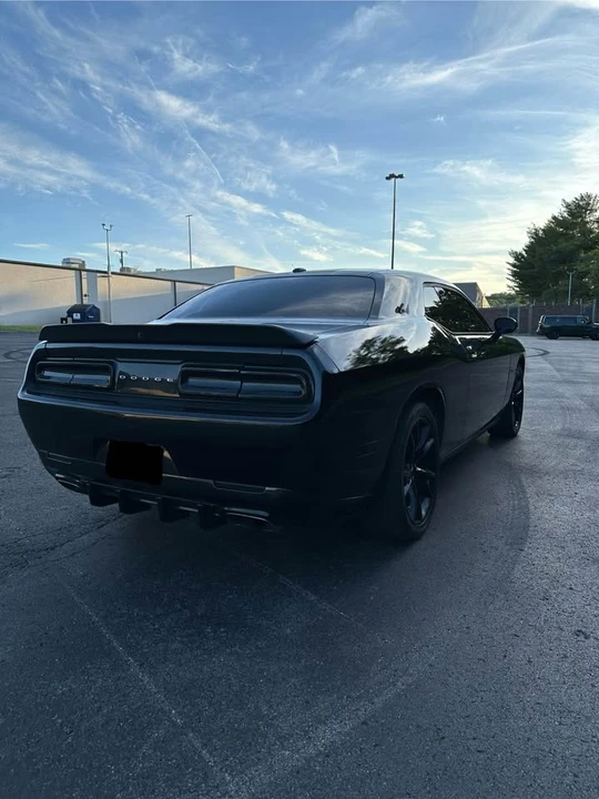 2017 Dodge Challenger 3rd Gen - Image 4 of 5