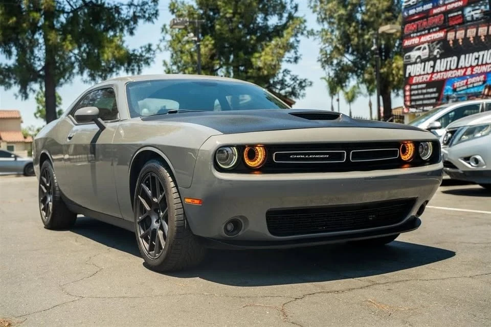2017 Dodge Challenger 3rd Gen - Image 6 of 15