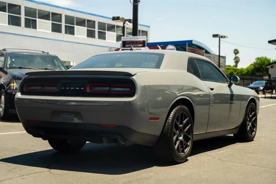 2017 Dodge Challenger 3rd Gen - Image 7 of 15