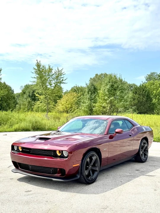 2017 Dodge Challenger 3rd Gen - Image 2 of 18