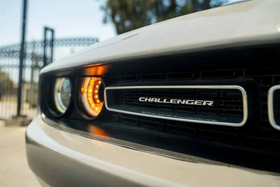 2017 Dodge Challenger 3rd Gen - Image 4 of 15
